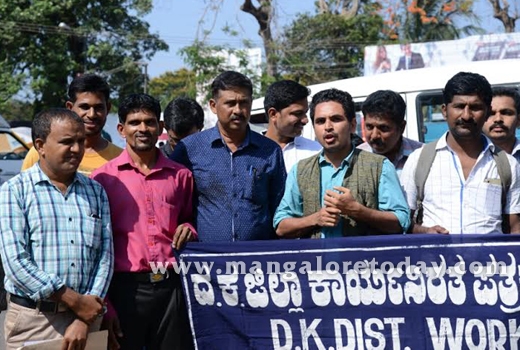 Journalist Protest 1